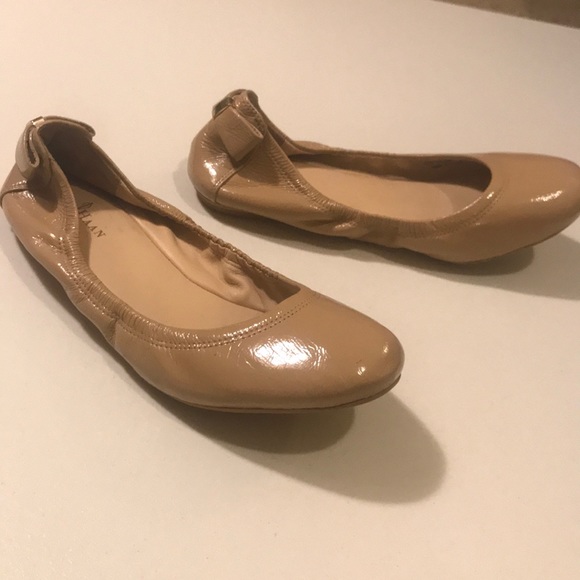 Girls Cole Haan Slippers - Picture 2 of 7